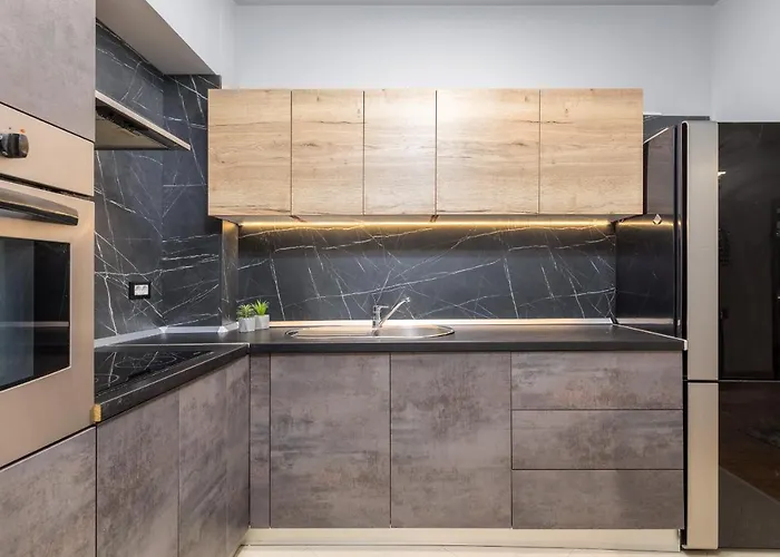 Lux Teo - New Πούλα