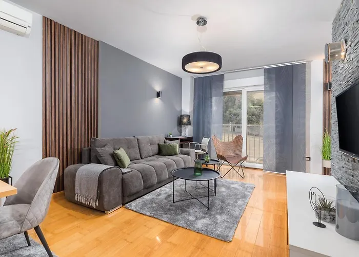 Lux Teo - New Πούλα