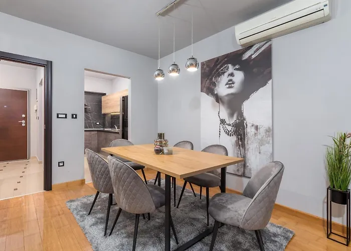 Lux Teo - New Πούλα