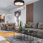 Lux Teo - New Apartamento